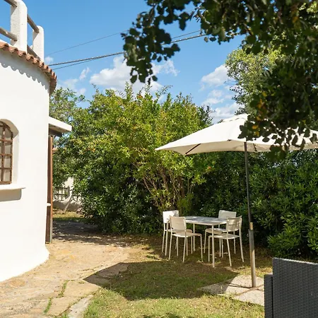 Sweet Holidays - Casa Tonda Fronte Mare A Con Giardino, Wi-fi E Parcheggio Pvt * San Giovanni (Nuoro)