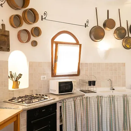 Sweet Holidays - Casa Tonda Fronte Mare A Con Giardino, Wi-fi E Parcheggio Pvt Ferienhaus San Giovanni (Nuoro)
