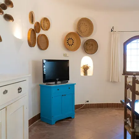 Sweet Holidays - Casa Tonda Fronte Mare A Con Giardino, Wi-fi E Parcheggio Pvt Semesterbostad *